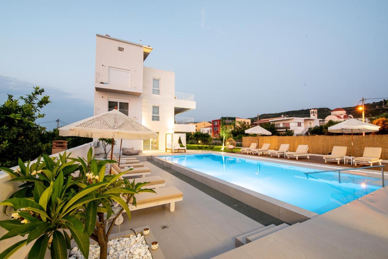 Ennea Suites-Earth Suite Flambouras Exterior foto